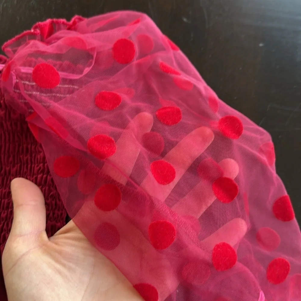 Dress with puffy sleeves with polka dots size 3T